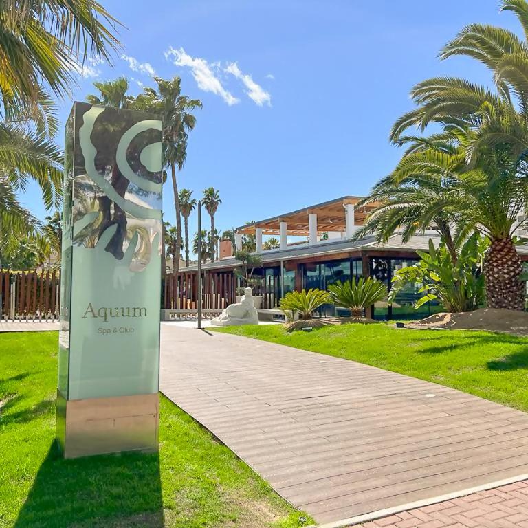 Mediterranea Loft New - Two-Bedroom Apartment - 23