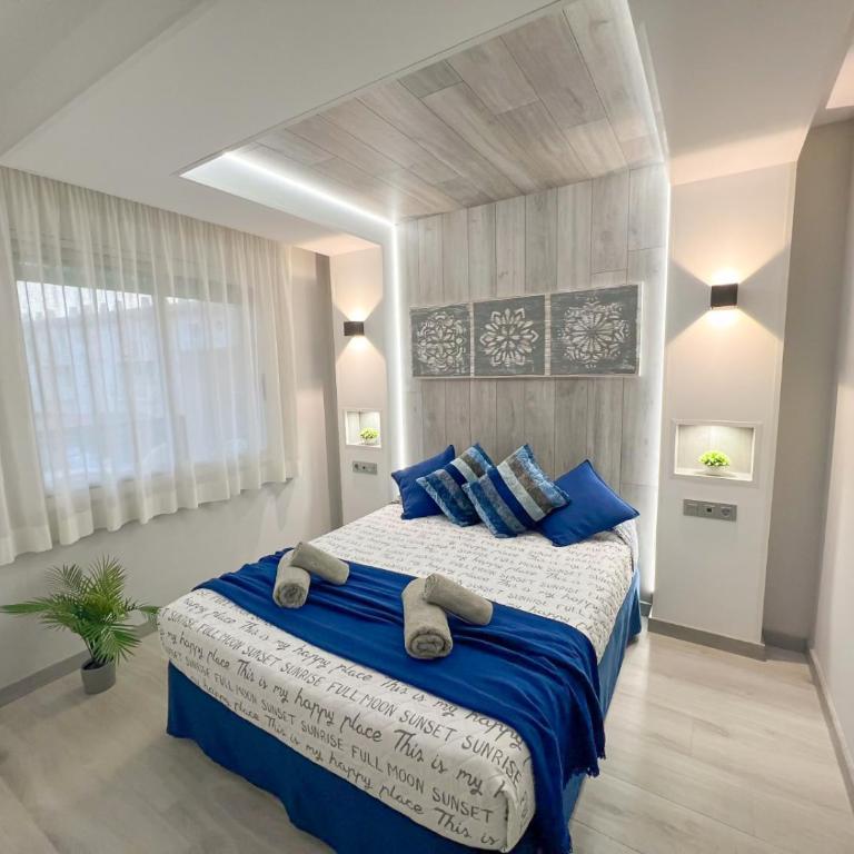 Mediterranea Loft New - Two-Bedroom Apartment - 15