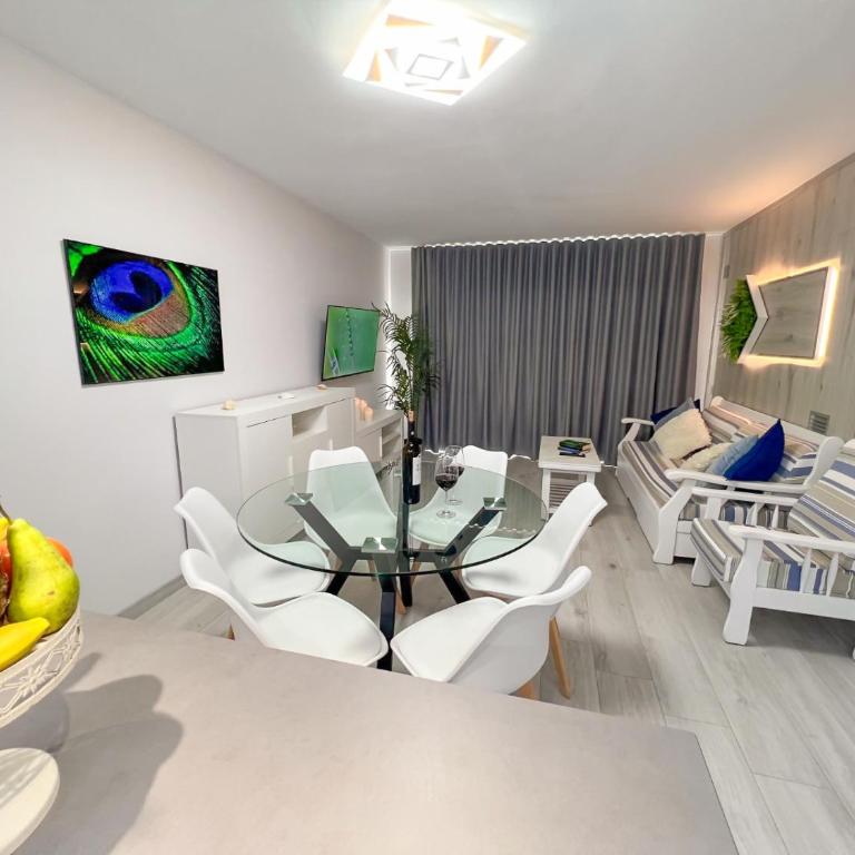 Mediterranea Loft New - Two-Bedroom Apartment - 8