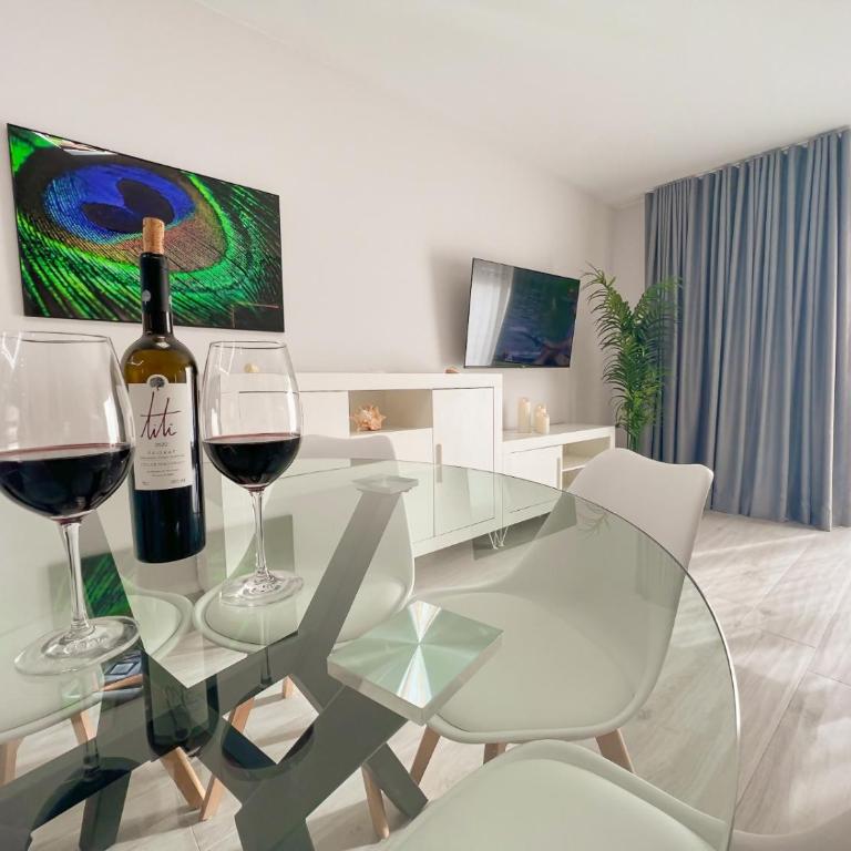 Mediterranea Loft New - Two-Bedroom Apartment - 10
