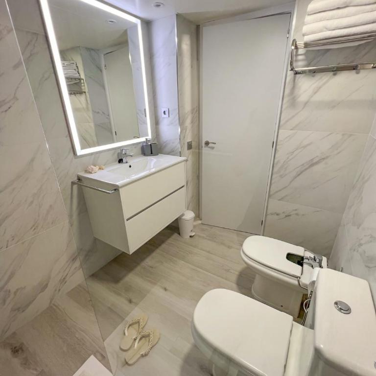 Mediterranea Loft New - Two-Bedroom Apartment - 39