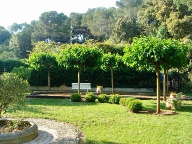 Villa Pokade climatisée de 235 m2 piscine sans vis à vis grand jardin totalement clos - Villa - 16