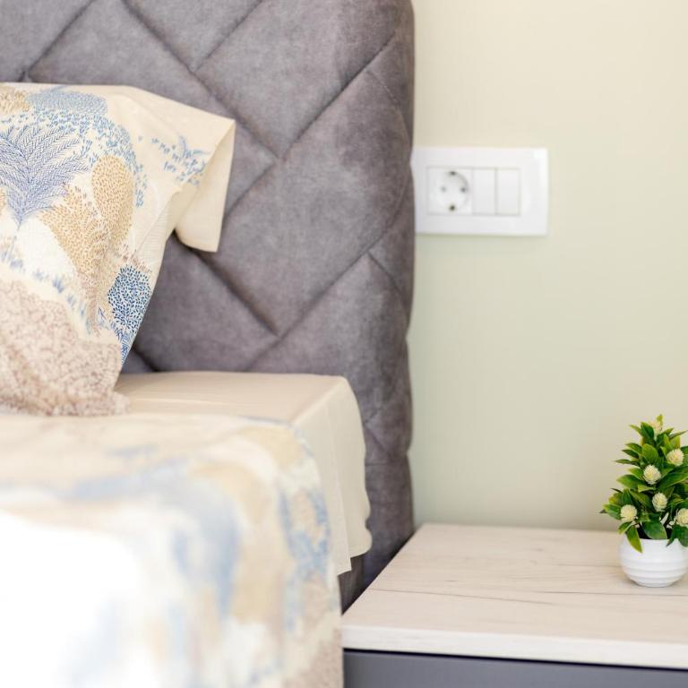 Apartment Kjara - One-Bedroom Apartment - 17