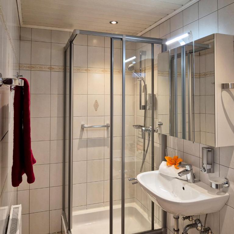 Alpenpension Gastein - Doppelzimmer mit Balkon - 4