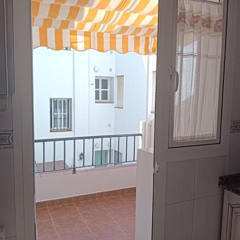 Apto en Conil con Plaza de Parking y Aire Acondicionado - Apartamento de 3 dormitorios - 12