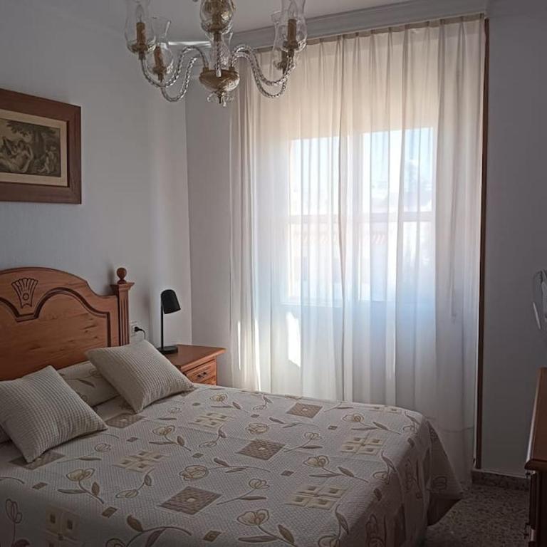 Apto en Conil con Plaza de Parking y Aire Acondicionado - Apartamento de 3 dormitorios - 13