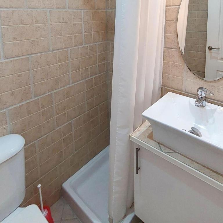 Cozy Apartment In Fuengirola With Wifi - Two-Bedroom Apartment - 14