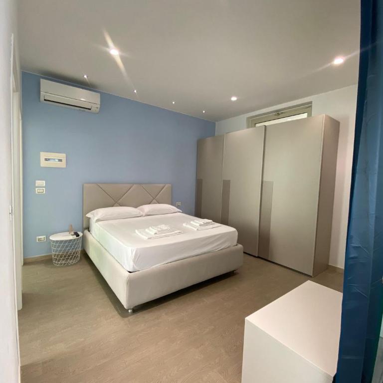 AL 136 - Suite - 7