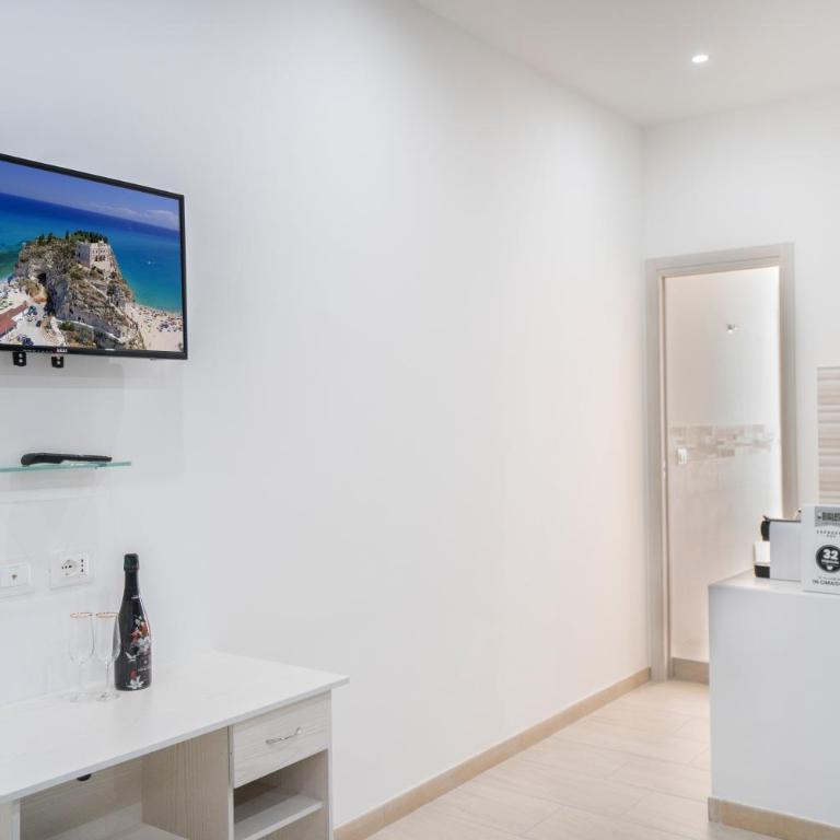 Saverio's apartment - One-Bedroom Apartment - 6