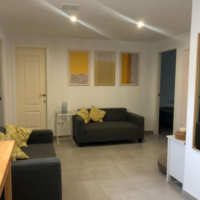 Bonito apto para 6 pax cerca de la playa de Conil con AA - Apartamento de 3 dormitorios - 1