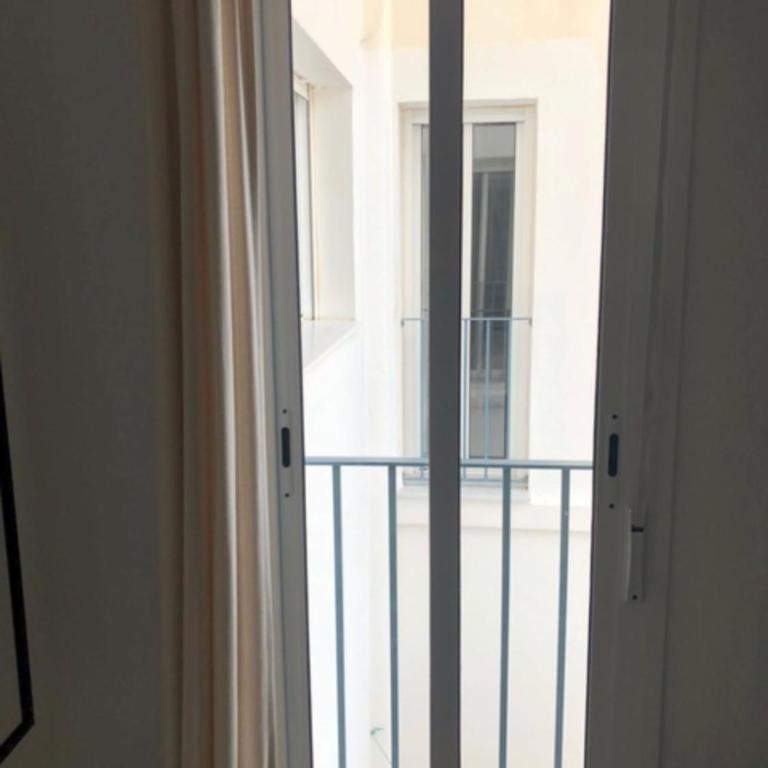 Bonito apto para 6 pax cerca de la playa de Conil con AA - Apartamento de 3 dormitorios - 10