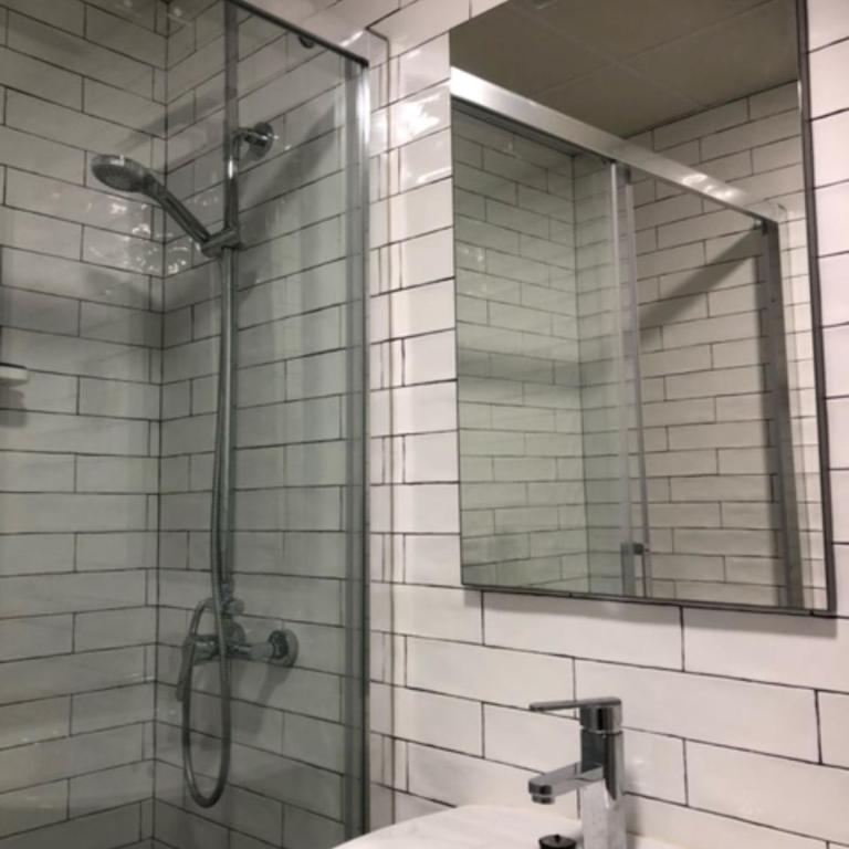Bonito apto para 6 pax cerca de la playa de Conil con AA - Apartamento de 3 dormitorios - 14
