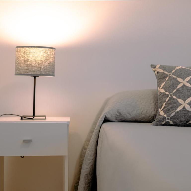 Departamento en Barrio tranquilo con Cochera - Two-Bedroom Apartment - 4