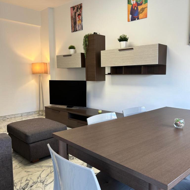 Prella House Roma 50 mt da Metro B Jonio - Appartement 3 Chambres - 14