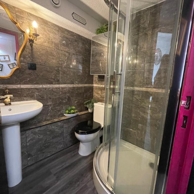 Studio Baroque - Clim - Parking - Pinède - Proche Village naturiste - One-Bedroom Apartment - 11