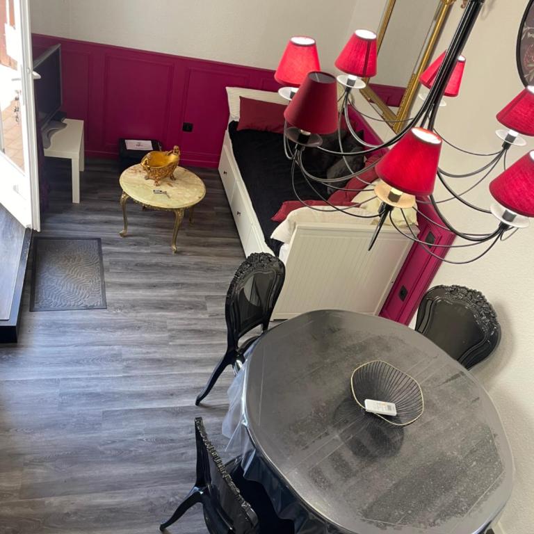 Studio Baroque - Clim - Parking - Pinède - Proche Village naturiste - One-Bedroom Apartment - 18