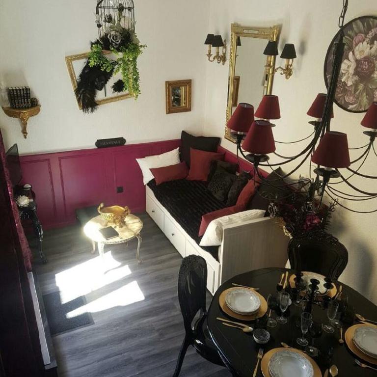 Studio Baroque - Clim - Parking - Pinède - Proche Village naturiste - One-Bedroom Apartment - 24