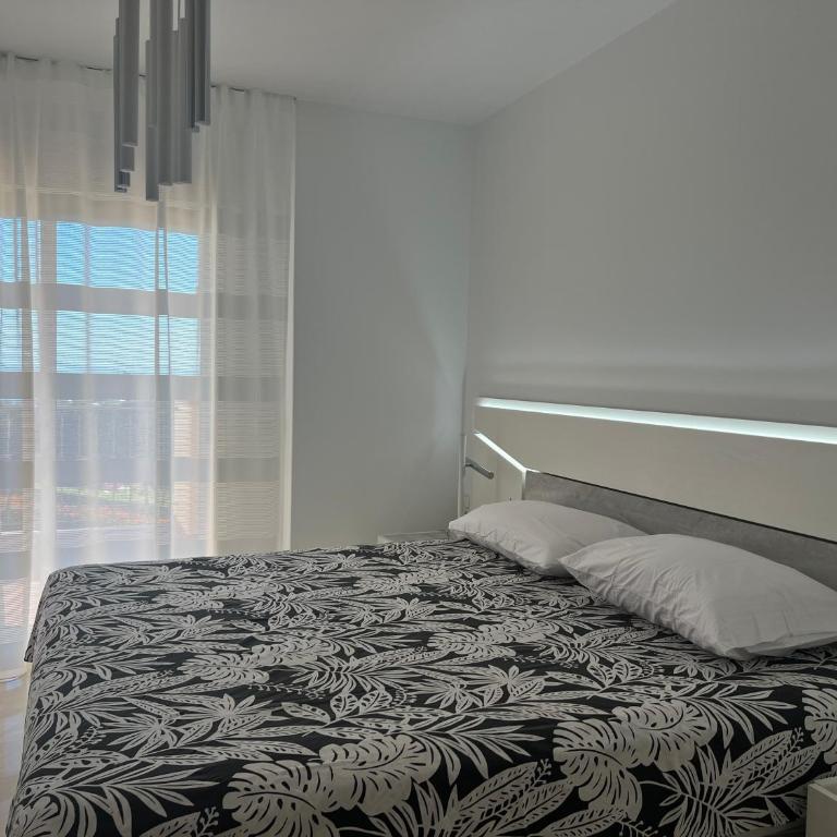 Mediterra - Two-Bedroom Apartment - 12