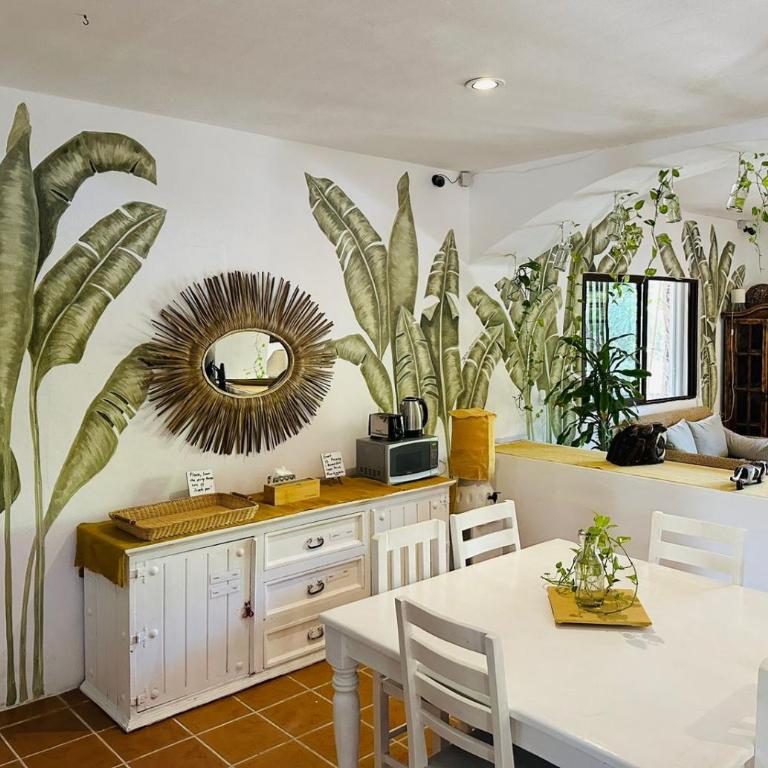 Sirenas Caribbean Rooms Holbox - Habitación Cuádruple con terraza - 6