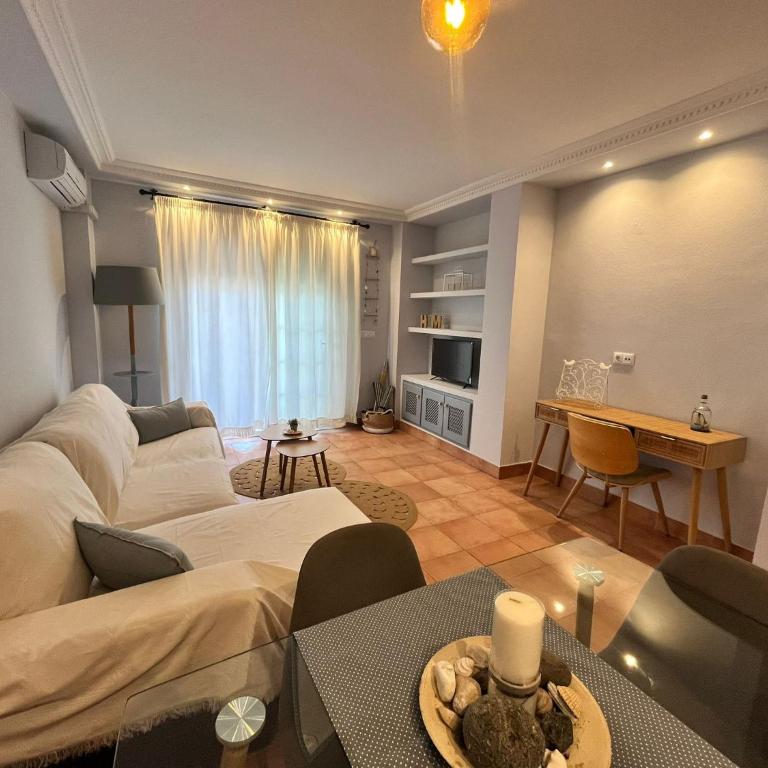 Red Sea Rent Home La veleta Torrevieja ALICANTE - Three-Bedroom Apartment - 9
