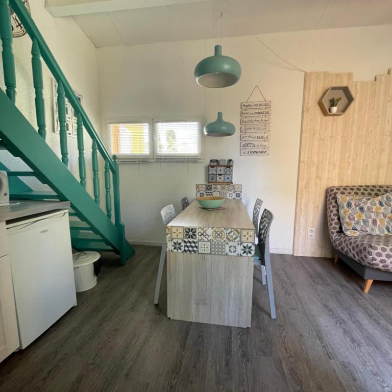 Studio Émeraude -Parking- Clim - Pinède - Proche Village Naturiste - Appartement 1 Chambre - 5