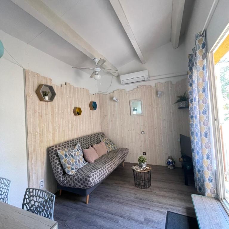 Studio Émeraude -Parking- Clim - Pinède - Proche Village Naturiste - Appartement 1 Chambre - 12