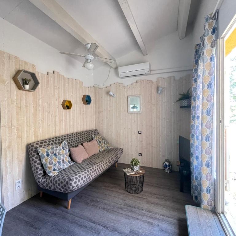 Studio Émeraude -Parking- Clim - Pinède - Proche Village Naturiste - Appartement 1 Chambre - 14
