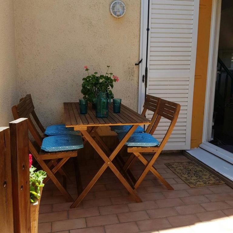 Studio Émeraude -Parking- Clim - Pinède - Proche Village Naturiste - Appartement 1 Chambre - 15