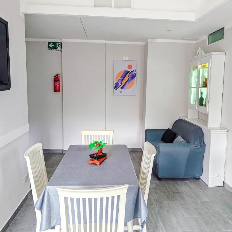 Rome Essence Apartament - Deluxe Room - 8