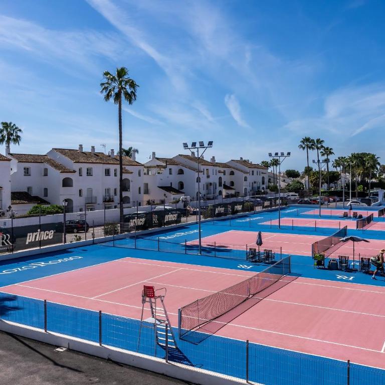 Ultimate Rentals - Heerlijk Appartement Op Loopafstand Van Het Strand - Gezamenlijk Zwembad - Apartment - 16