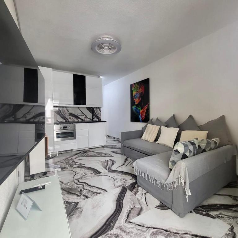 2 Bedrooms Flat + Balcony + Parking at Las Canteras Beach - Apartamento de 2 dormitorios - 3