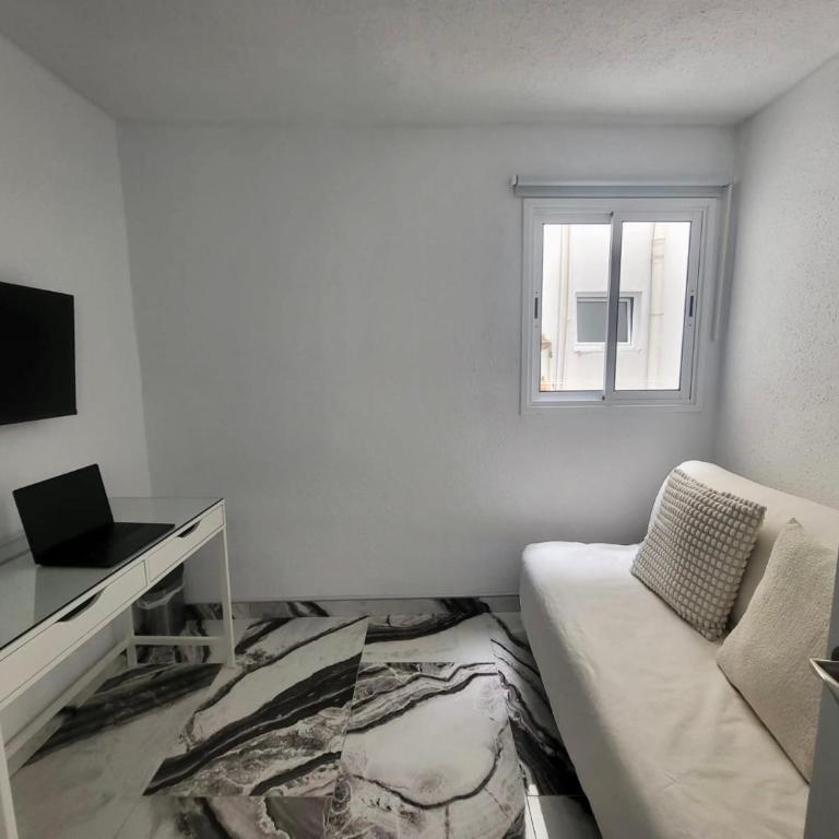 2 Bedrooms Flat + Balcony + Parking at Las Canteras Beach - Apartamento de 2 dormitorios - 21