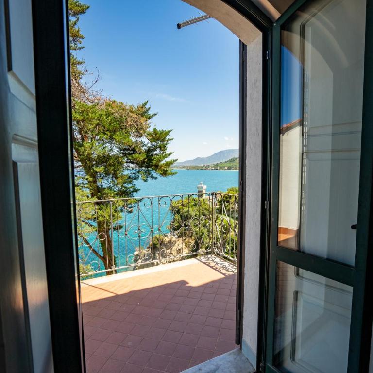 Lighthouse View Villa with Sea View Terrace and Garden - Villa con 2 Camere da Letto - 15