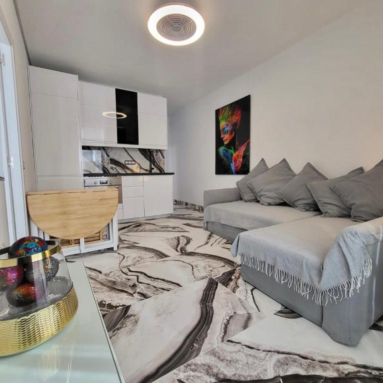 2 Bedrooms Flat + Balcony + Parking at Las Canteras Beach - Apartamento de 2 dormitorios - 7