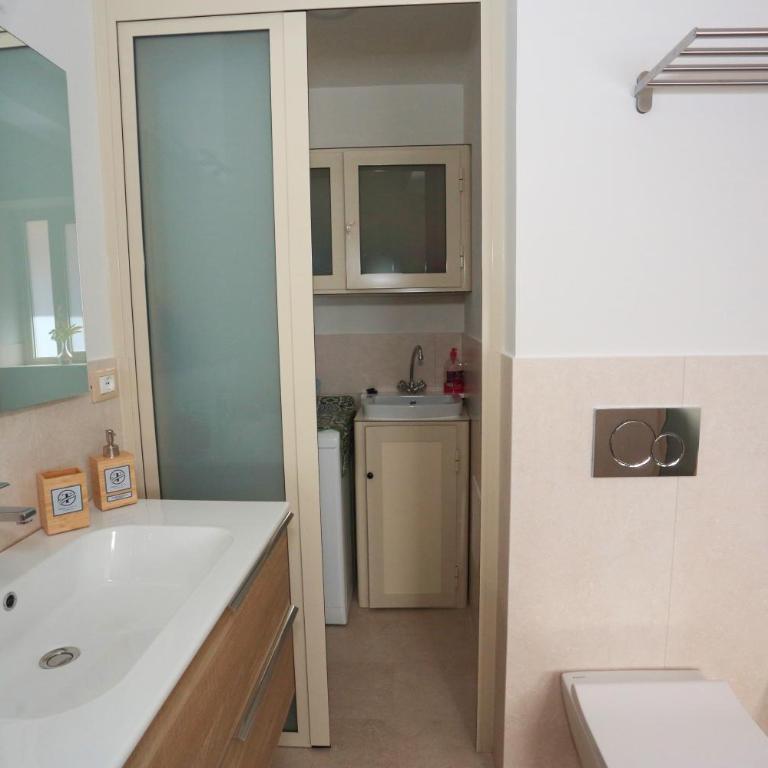 THEOS Holidays Apartments - Penthouse Apartment - 21