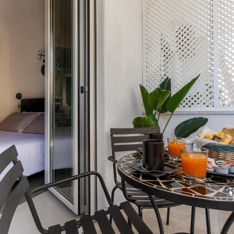 Moai Home - Superior Double Room with Balcony - 2