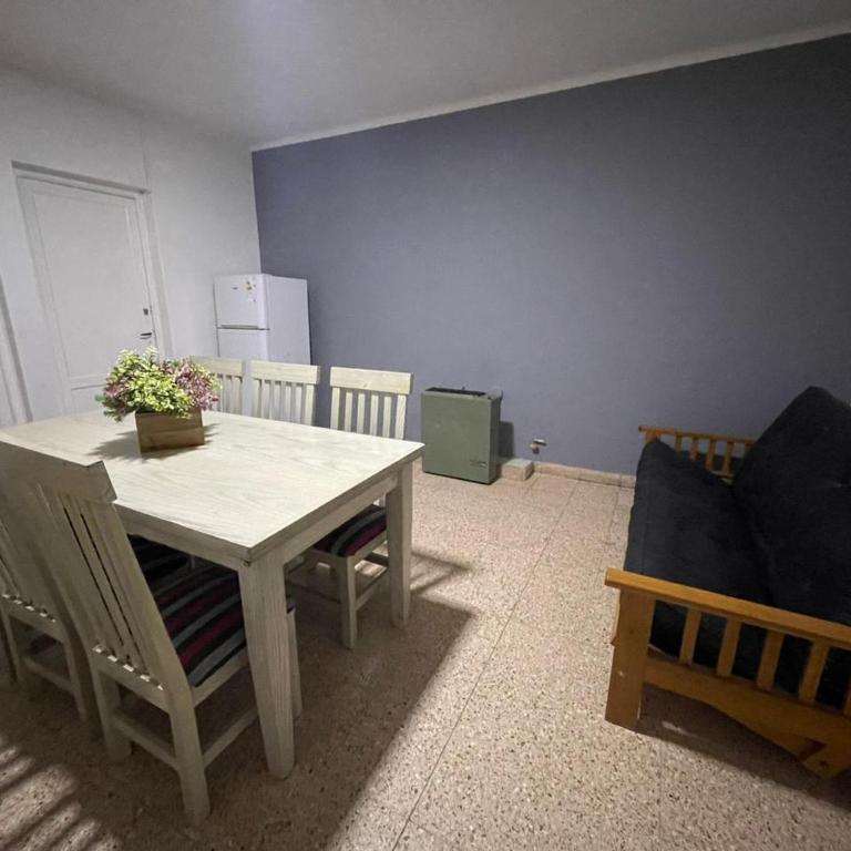 CASA FADER - Ciudad de Mendoza - Casa de 4 dormitorios - 8