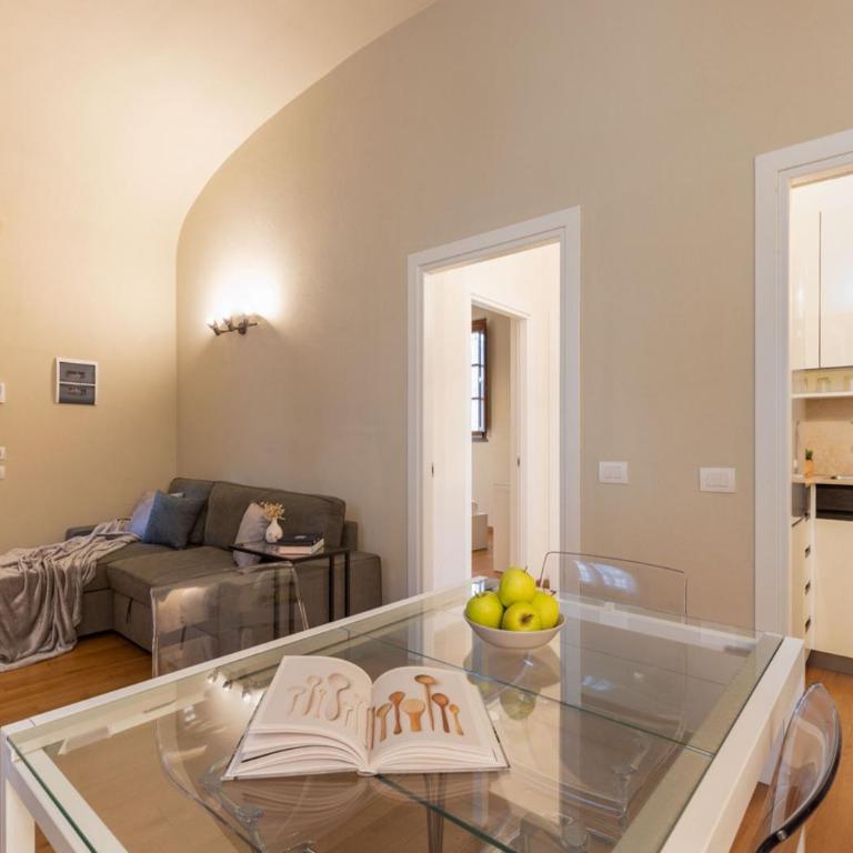 Suite near River, Relax and Design behind the Tower - One-Bedroom Apartment - 6