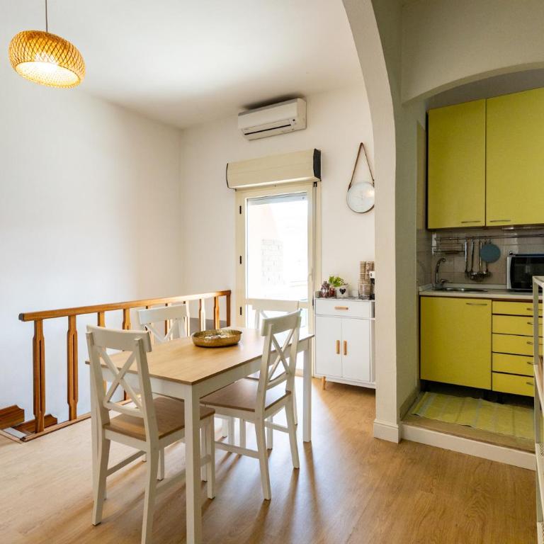 Casa Mistral - Appartamento con 2 Camere da Letto - 35
