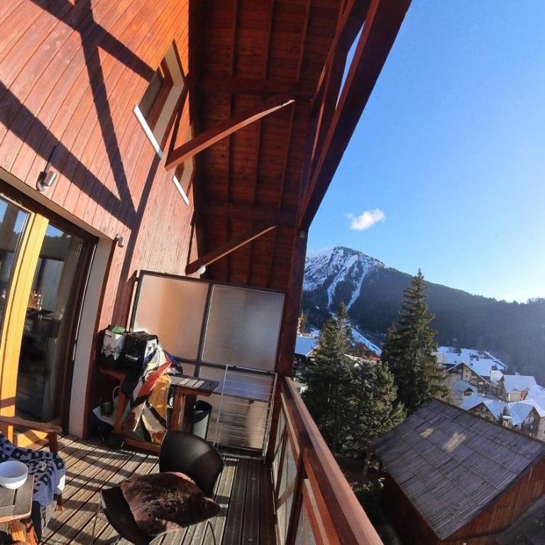 Les Ecureuils Squirrel Lodge - Appartement avec Vue sur la Montagne - 99