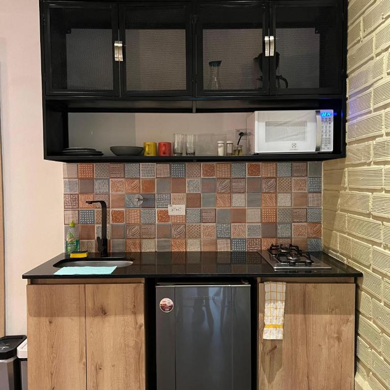 FRN101 Cozy loft located in a popular in Poblado By Roots Rentals - Apartamento de 1 dormitorio - 12