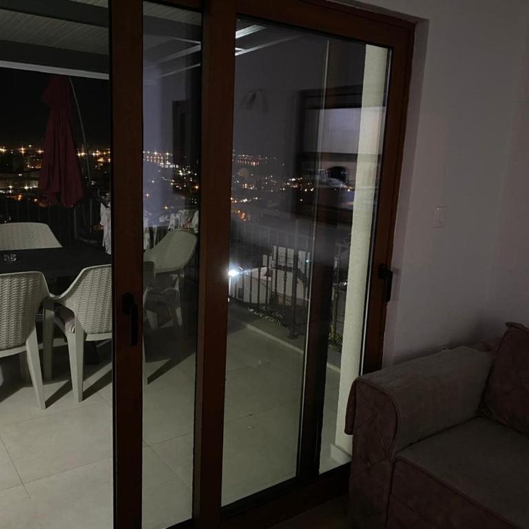 Apartmani Knezevic - Apartment with View and Balcony - 13
