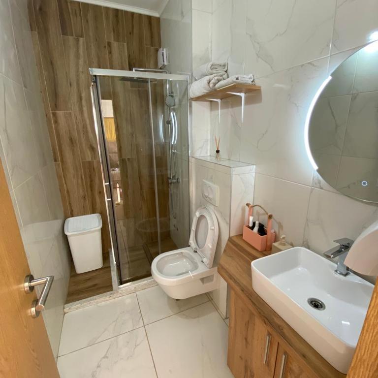 Apartmani Knezevic - Apartment with View and Balcony - 2