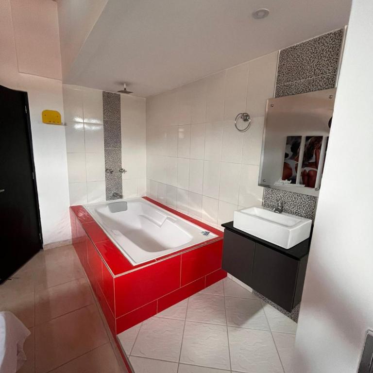 Hotel Los Ángeles - Suite - 3