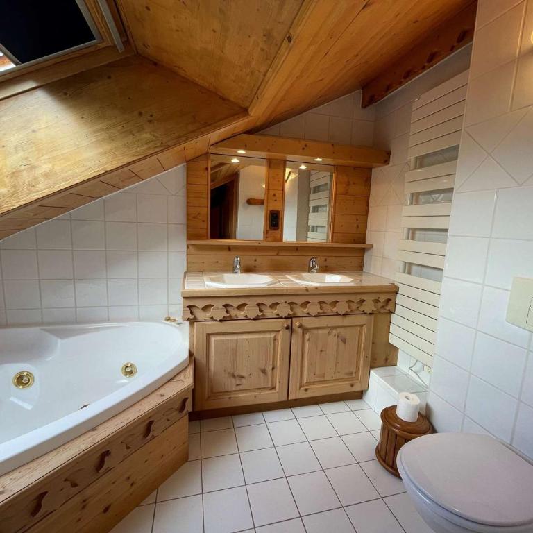 Bel appartement 3 pièces à Méribel Village avec parking et connexion internet - FR-1-180-627 - Apartment - 5