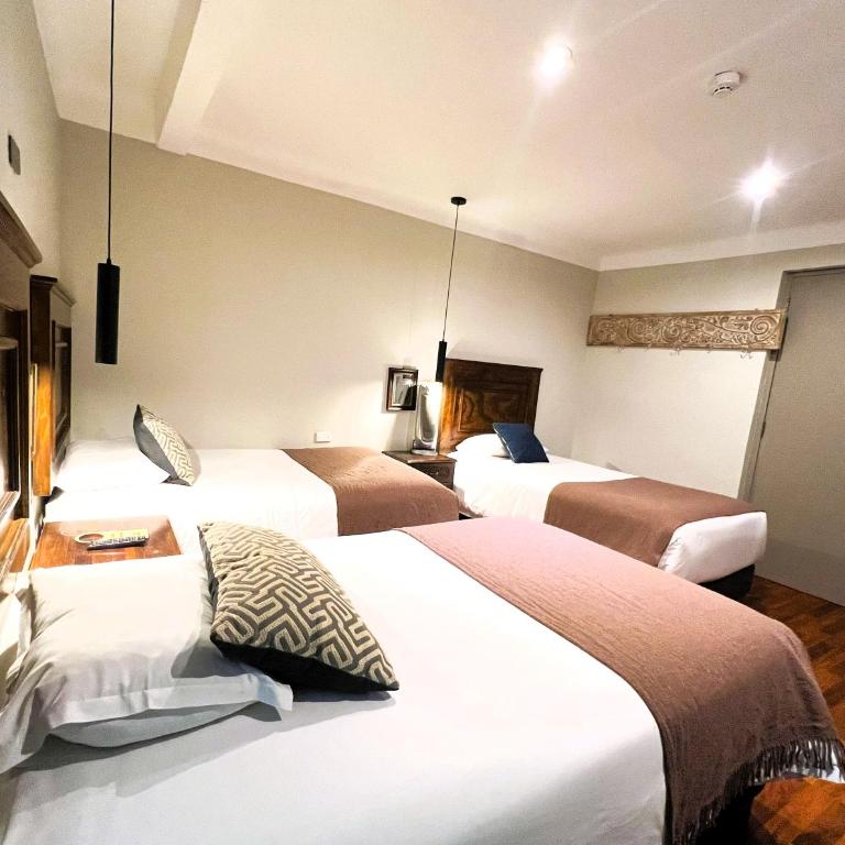 Hotel Montes Central - Habitación Triple Clásica - 19