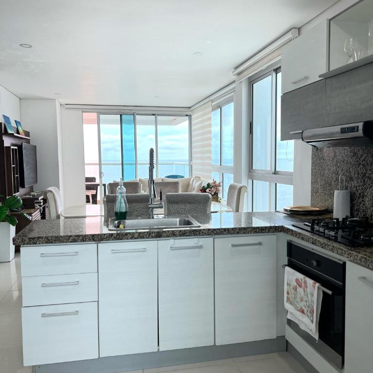 Beachfront Luxurious Apartment, Palmetto Beach - Apartamento de 3 dormitorios - 58
