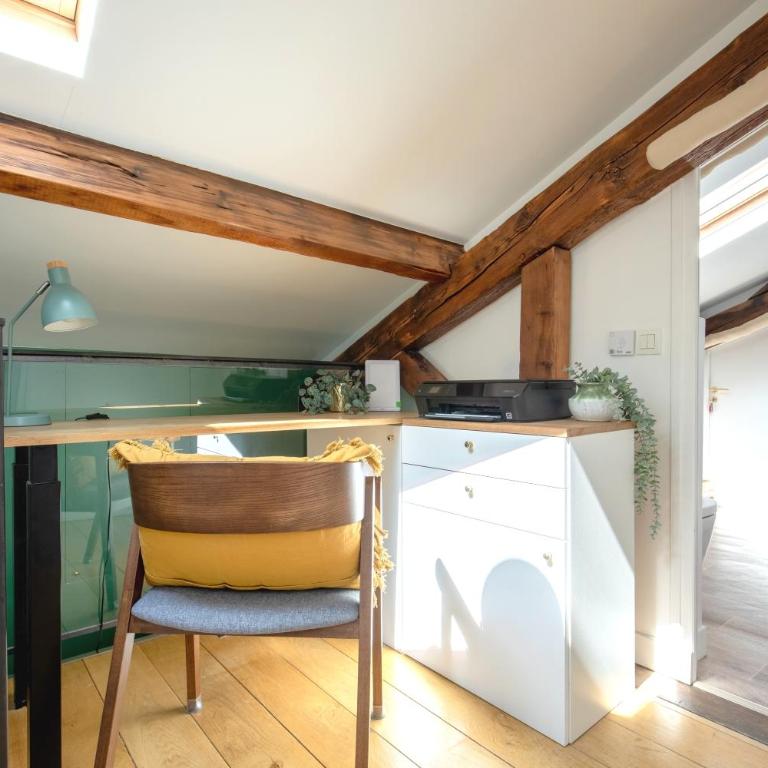 Luxury top floor duplex near Le Marais - Two-Bedroom Apartment - 14