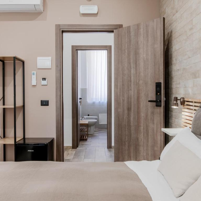 Panurban Rooms by Wonderful Italy - Camera Matrimoniale/Doppia con Letti Singoli con Bagno Privato Esterno - 3