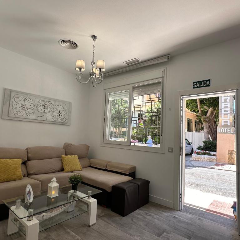 A1 - Apartamento en La Carihuela, 2 dormitorios, Wifi, a 100 metros de la playa - Apartment - 22